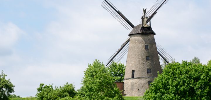 Mühlenlandschaften im windigen Norden